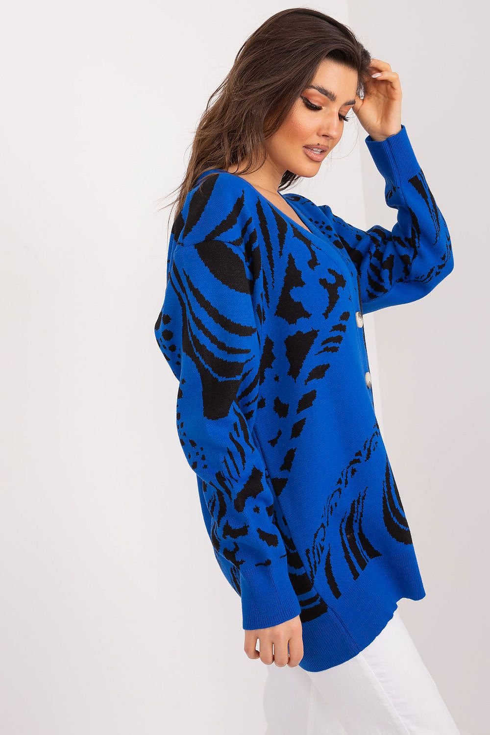  Megztinis model 208368 Badu 