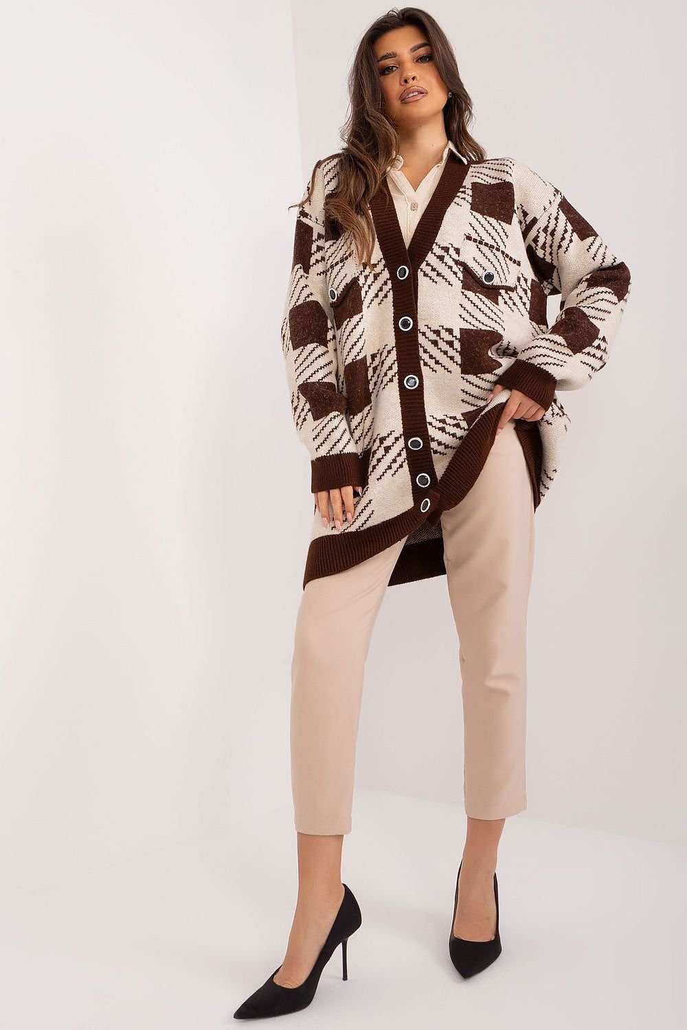  Megztinis model 208372 Badu 