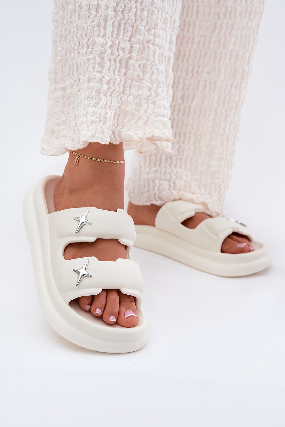  Šlepetės model 215688 Step in style 