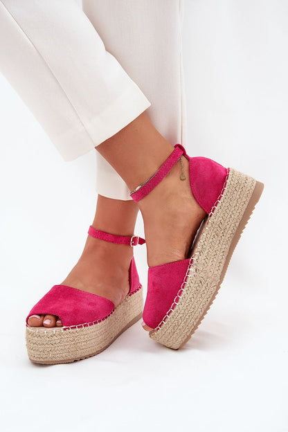  Sandalai model 216028 Step in style 
