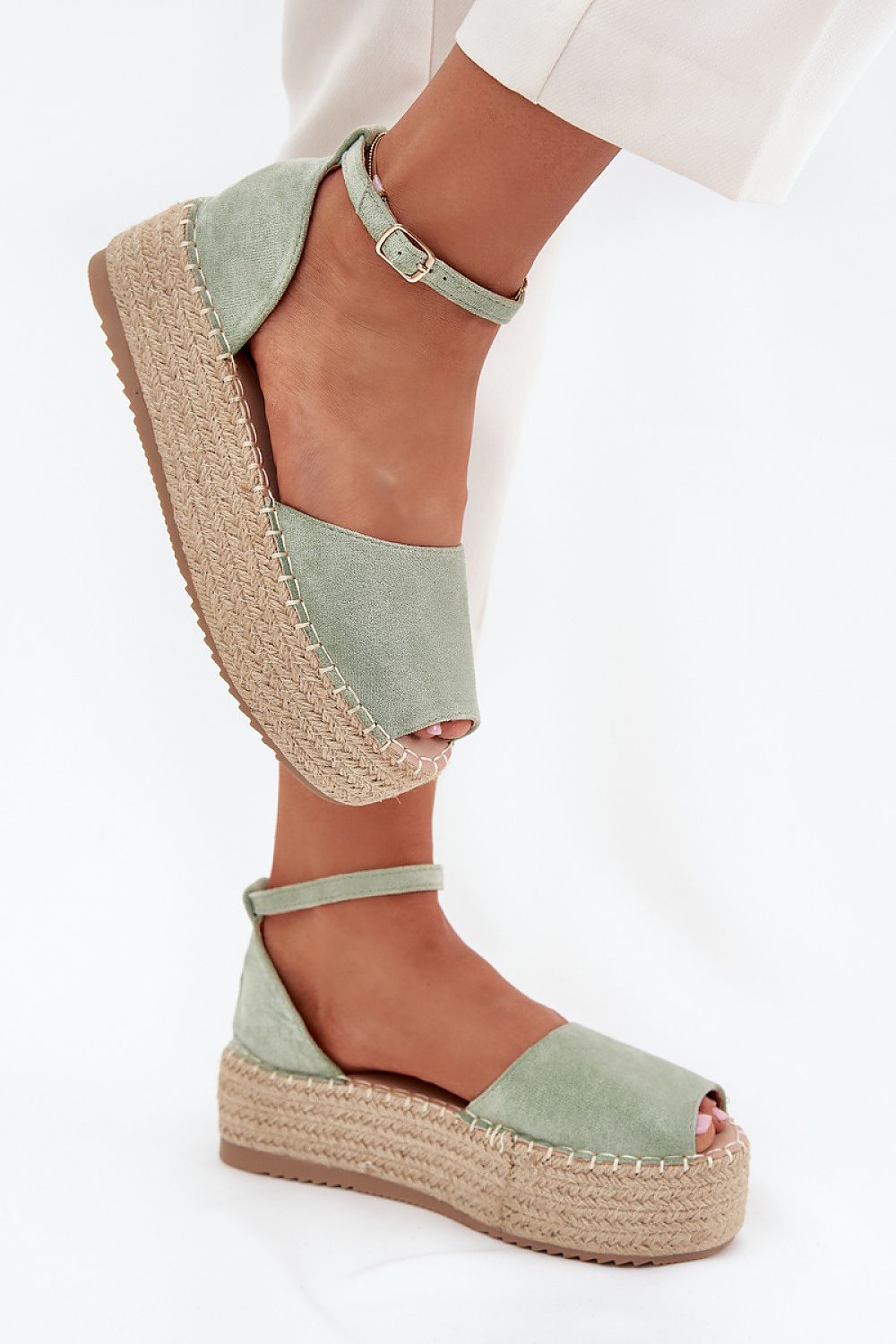  Sandalai model 216029 Step in style 