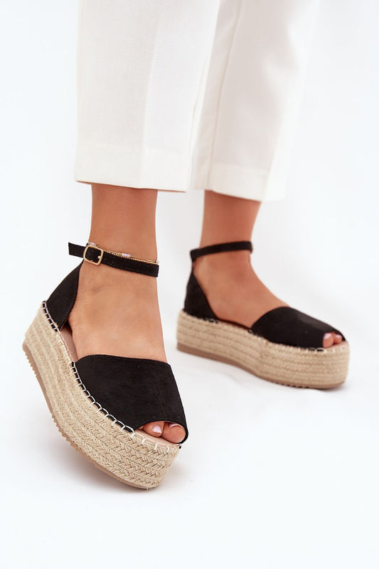  Sandalai model 216030 Step in style 
